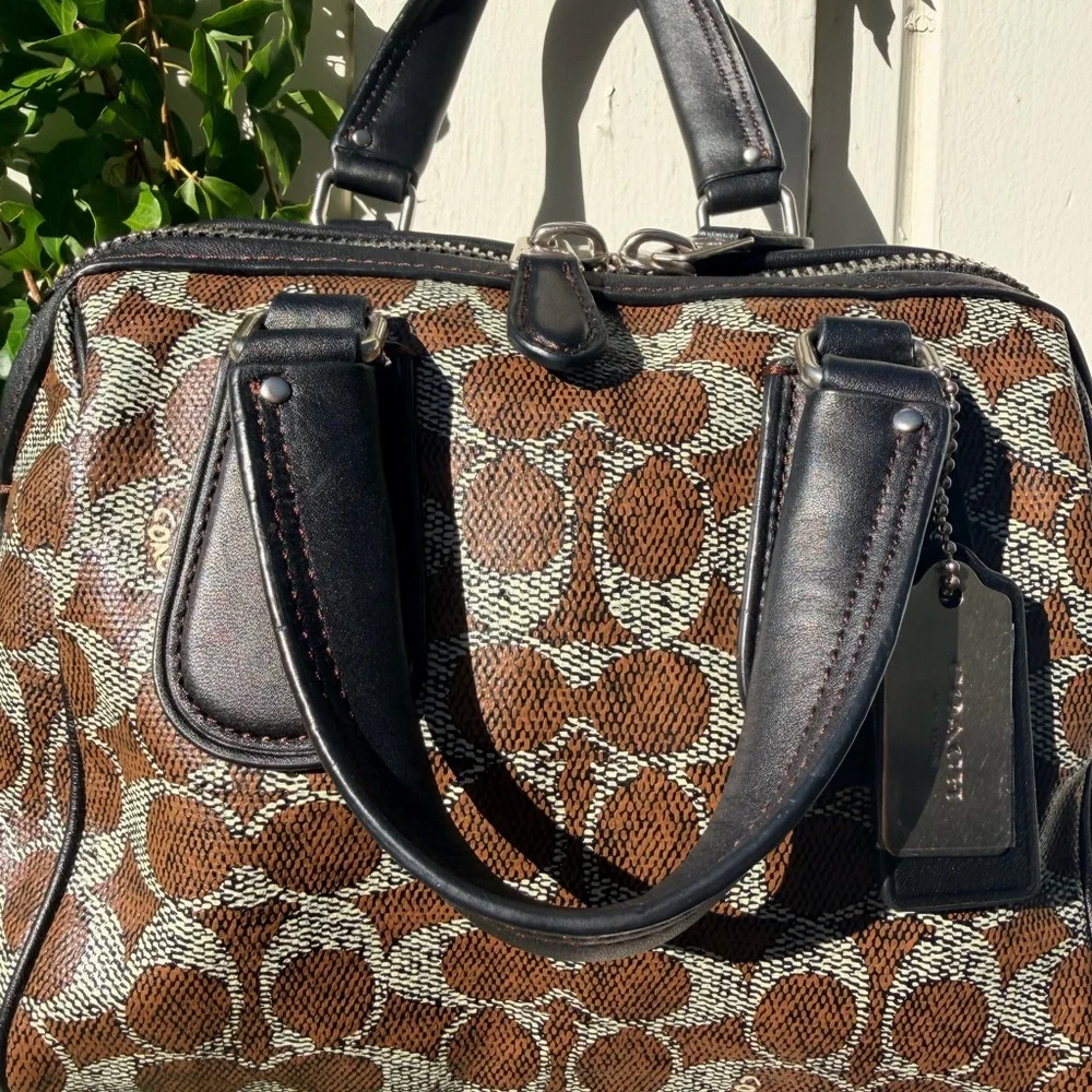 Coach Black and Brown Signature Satchel - Picture 4 of 8